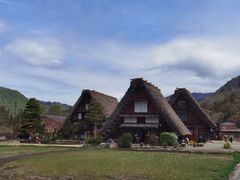 -白川乡与五箇山的合掌构造村落