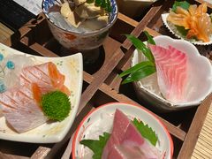 -本源食集 日式烧肉·炉端烧(东海缤纷店)