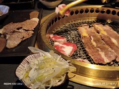 -铭牛烧肉·和牛海鲜自助(高新月牙湖店)