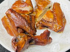 脆皮乳鸽-港澳烧卤馆