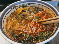 -云阿蛮云南生烫牛肉米线(奉贤路店)