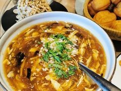 小油条配酸辣汤-味莊·青岛菜(云霄路店)