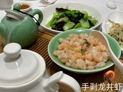手剥龙井虾仁-知味观(湖滨总店)