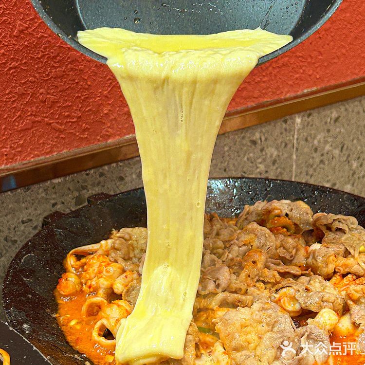 来广州第一件事：吃巨巨巨拉丝的烤芝士条！！