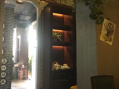 门面-东口码头·烧鸽子·鱼头泡饼·地方菜(金鹰悦城店)