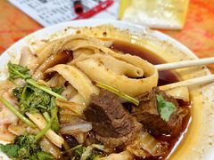 红烧牛肉刀削-华兴街自力面店