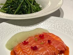 腌三文鱼配青柠酸辣汁-狮拾久·现代新加坡料理(壹方城店)