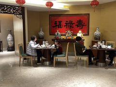 -广州中心皇冠假日酒店·百粤楼