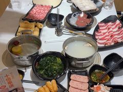 -呷哺呷哺 黄金牧场 (新中关购物中心店)