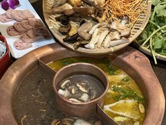 -滇釜火锅·能喝汤的火锅(车公庄店)