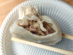 牛肉大葱稍麦-白老大羊杂碎稍麦