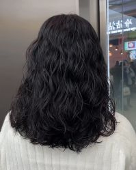 -川和潮人