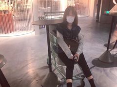 -LADY FAFA(巨鹿路陕西南路路口店)