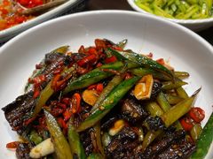 -湘潭九龙鱼头店(城南西路店)