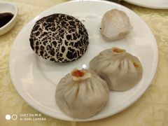 蟹粉小笼包-绿波廊(豫园店)