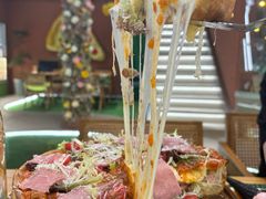 -Dragon Pizza•圆脸龙披萨·牛排餐厅