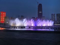 -东港音乐喷泉广场