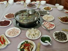 android_upload_pic-周老三跷脚牛肉·全牛火锅(非遗传承店)