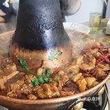 一个185大汉，饭量很大还得吃顶着了。合适大众口味