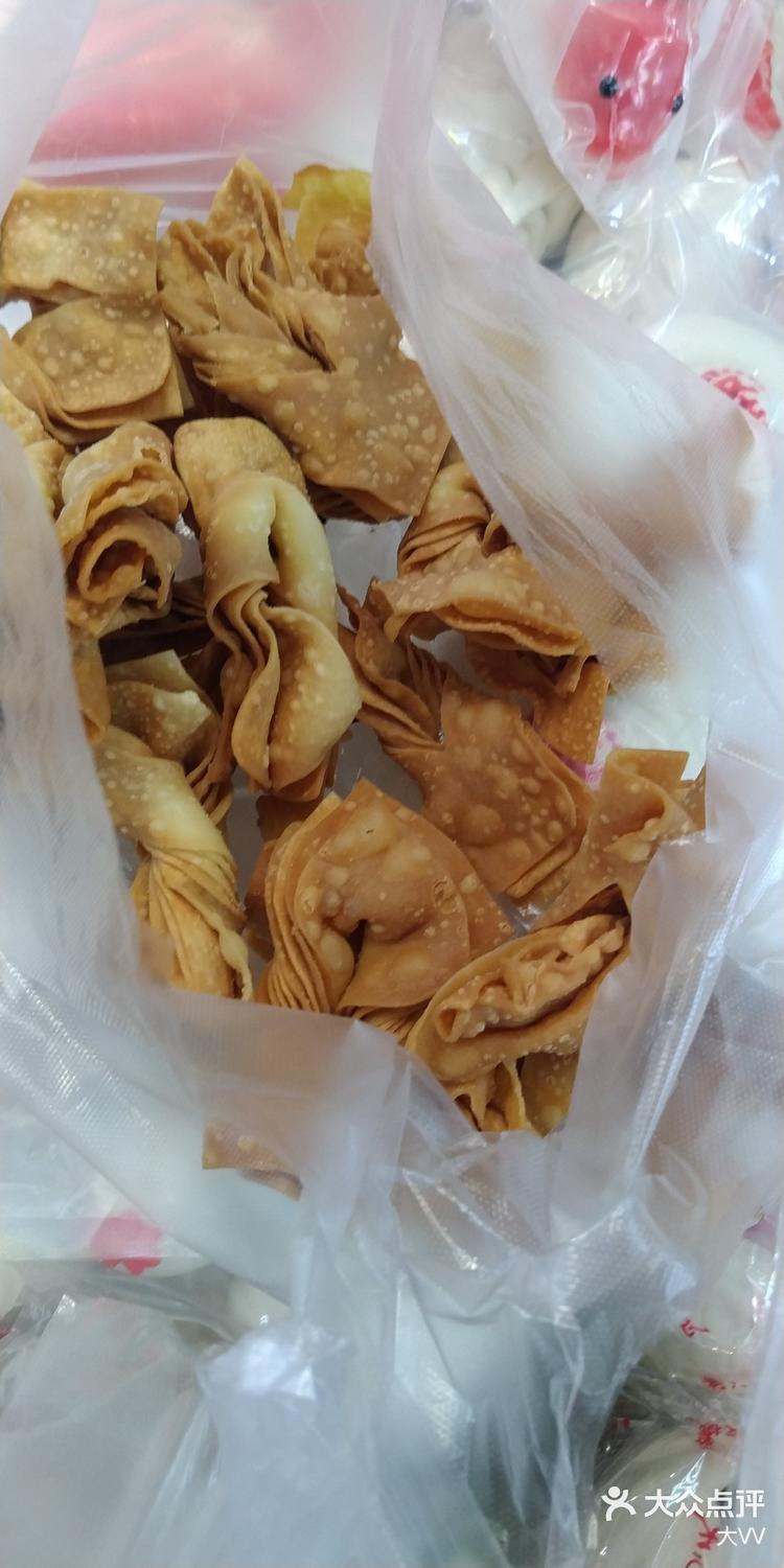 大vv探店记大连过大年传统炸套环