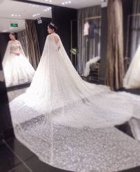 -GRACE KELLY婚纱与礼服(北京店)