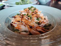 椒麻手撕鸡-丽江金茂凯悦臻选酒店-滇香馆