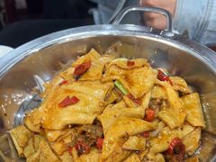 -湖南人家湘菜馆(镇江路店)