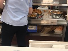 -华莱士·全鸡汉堡(财经学院店)