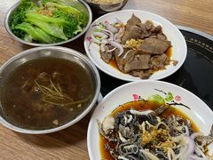 拌牛舌-歪头牛肉(金龙壹号店)