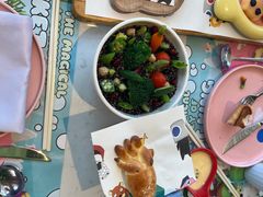 -水桶王国主题餐厅·聚会·生日派对·亲子活动·家庭套餐(亚龙湾希尔顿店)