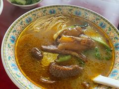 -金杨拉面王小吃面馆·牛三宝面·红烧牛肉粉