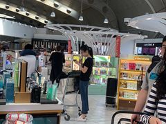 -日上免税店(三径路t3店)