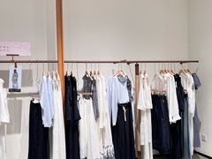 -王府井奥莱临潼小镇(临潼店)
