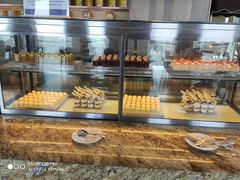 面包甜点陈列柜-嘉定凯悦·咖啡厅