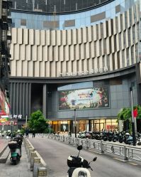 -Zoolung Zoolung动物主题公园(海信广场店)