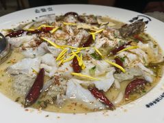 -渔语鱼酸菜鱼新川菜(来福士店)