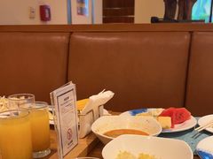 -亚龙湾希尔顿自助餐厅·海鲜·烧烤·沙滩BBQ·现场乐队