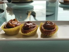 一口鲍鱼酥-夏宫中餐厅(静安香格里拉店)
