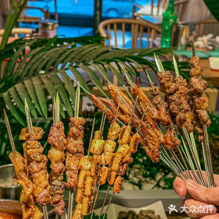 这家烤肉店真的太好吃了 在沈阳吃了很多家的烧烤店