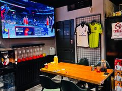 -京狮炙燥·精酿烧烤(首经贸店)