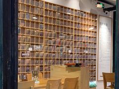 -猫的天空之城概念书店(杭州南宋御街店)