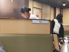 -海底捞火锅(宝龙广场夜宵主题店)