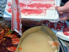 -来龍儿鲜切牛肉自助老火锅