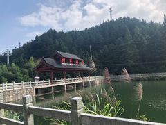 -罗田薄刀峰风景区