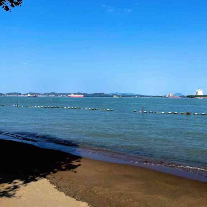 南沙滨海泳场-"交通:我们是开车去的,反正交通便利听.