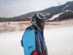 -鳌山滑雪度假区