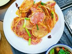 炒紫洋芋-三锅莊·牦牛肉火锅·香格里拉特色藏餐宴请餐厅(昆明创始店)