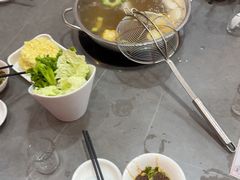 -官塘陈记鱼生·潮汕砂锅粥·牛肉火锅(潮枫路总店)