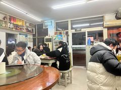 -胡子饮食店