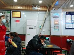 -郑家包子牛肉拉面(尚勤路店)